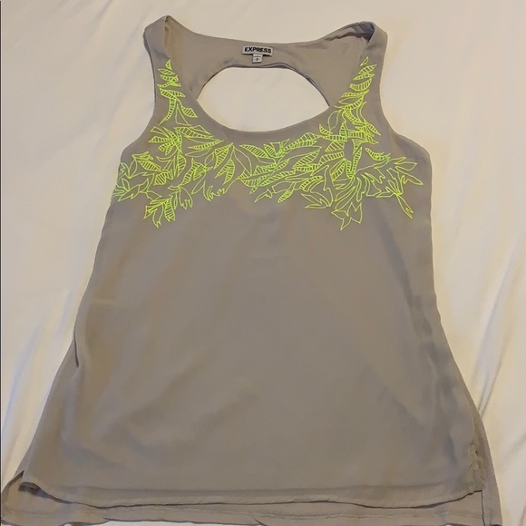 Express Tops - Picture 7 of 8